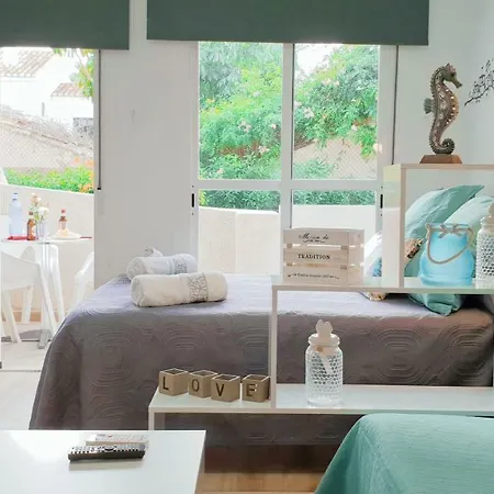 Stylish Club Tropicana Apartment Roquetas de Mar